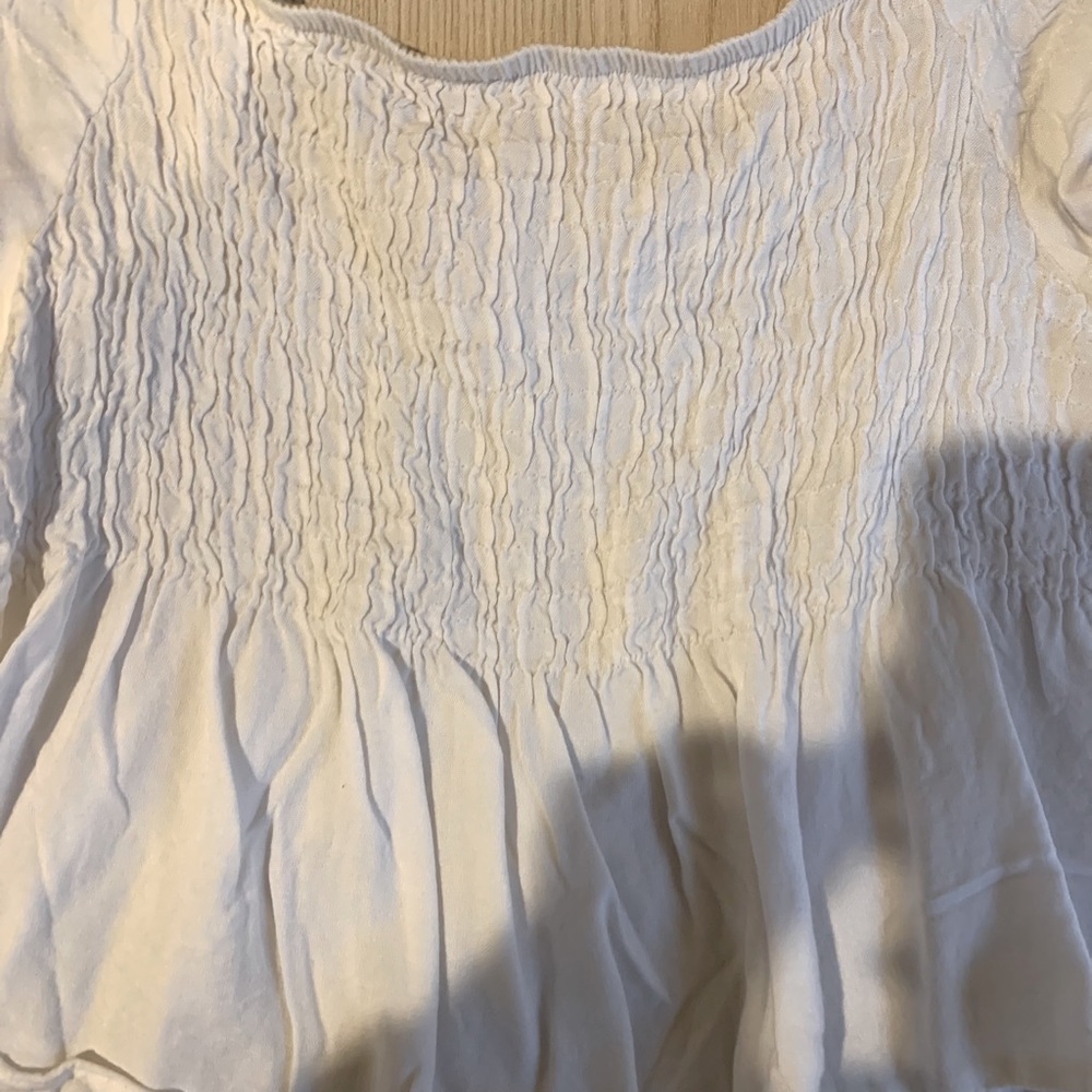 white top - Picture 3 of 3